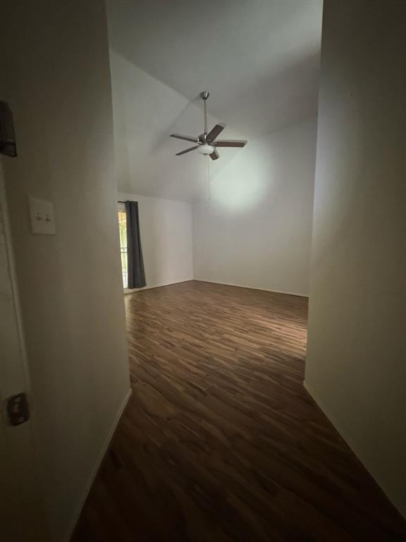 Building Photo - 6918 Puerta Vista Ln