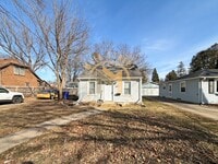 Building Photo - 2 Bed 1 Bath Single Family Home