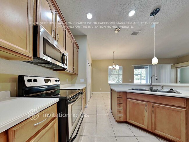 Building Photo - 1922 Raven Manor Dr