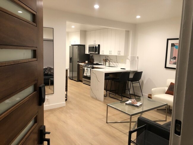 Building Photo - 3917 Tilden Ave