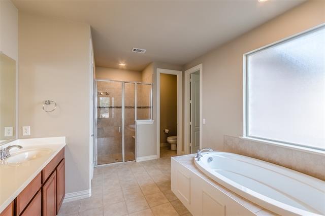 Building Photo - 12373 Payne St