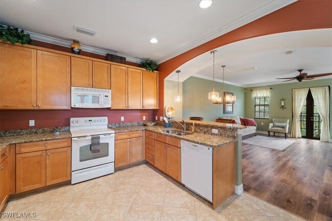 Building Photo - 9091 Covina Dr S