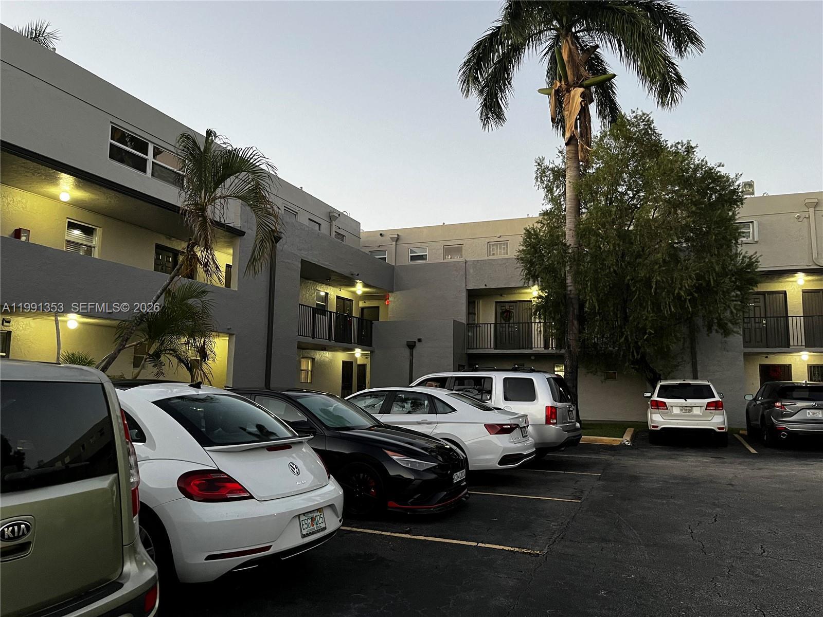 Building Photo - 210 NW 87th Ave