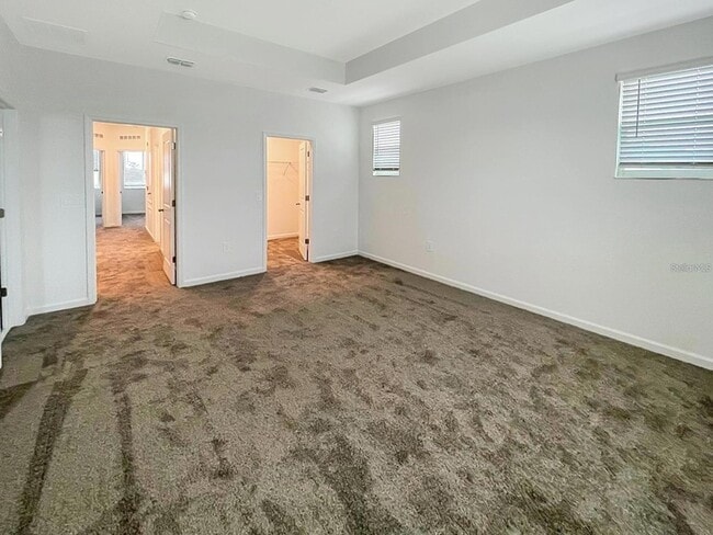 Building Photo - 218 Nine Iron Dr