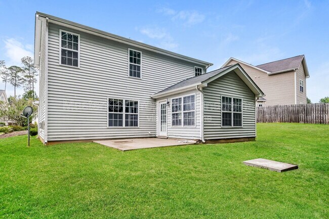 Building Photo - 225 Braxman Ln