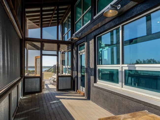 Building Photo - 46 Bonita Vista Dr