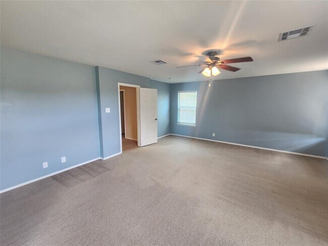 Building Photo - 9417 Edmundsbury Dr