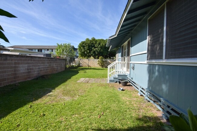 Building Photo - Single Family House in Kailua