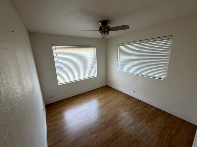 Building Photo - 1537 Oyster Bay Ct