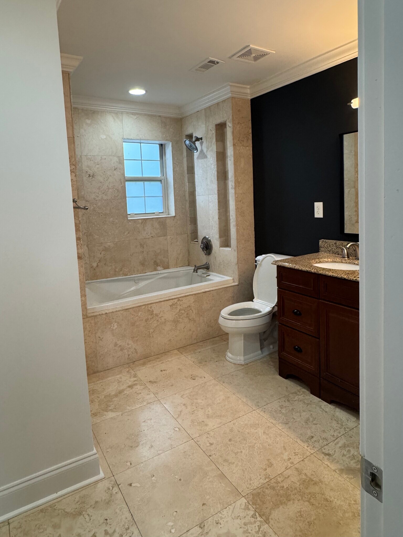 Building Photo - 488 Burlington Road Northeast