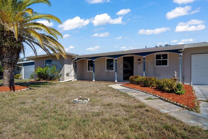 Building Photo - 2540 Sistina St