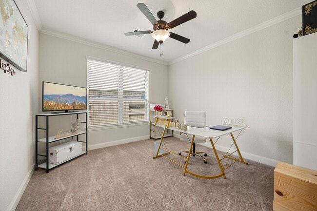 Building Photo - 9338 Taylor Cliff Ln