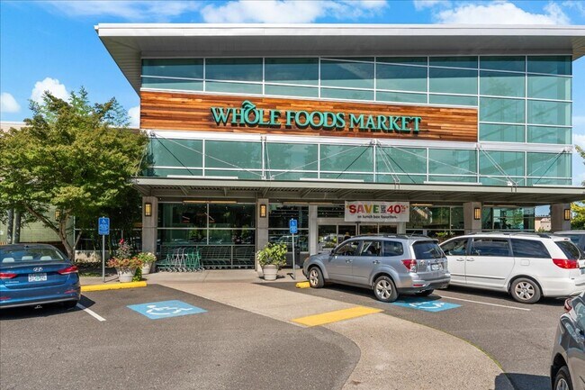 Building Photo - Invited, renovated 4-bdrm, 2-bath Tualatin home—Fenced yard, corner lot, great location