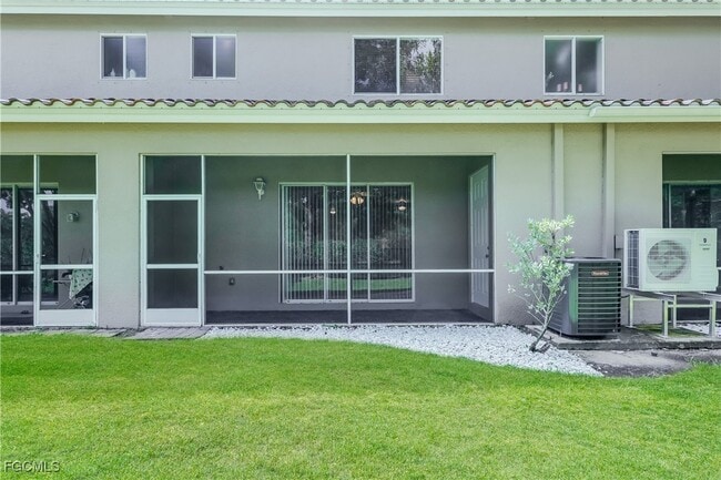 Building Photo - 3217 Antica St