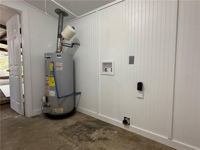 Building Photo - 3907 Moffett Ct