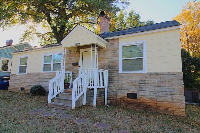 Building Photo - Welcome to Your New Home in Enderly Park!