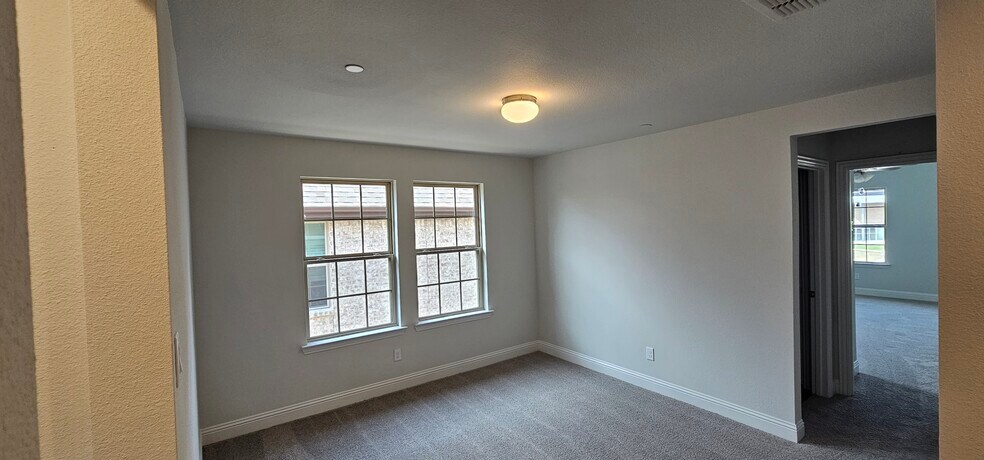 Building Photo - 5960 Bursey Rd