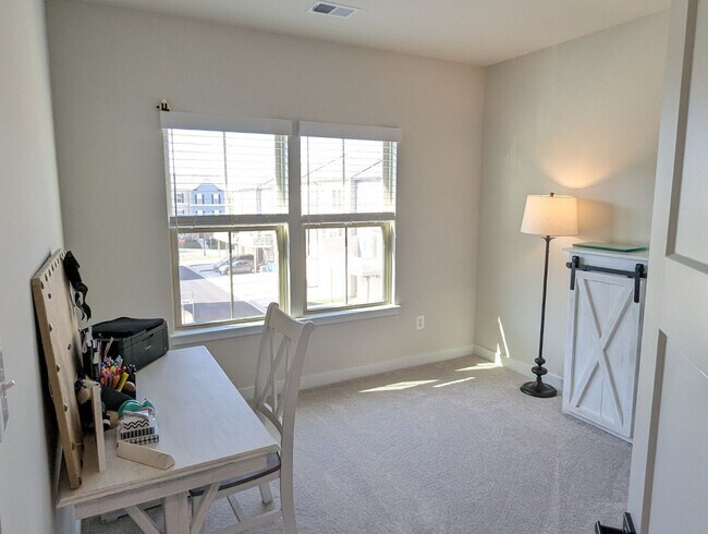 Building Photo - Gorgeous Newer Construction Home (2022) in...