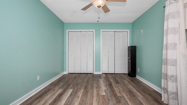 Building Photo - 4070 Long Line Ln