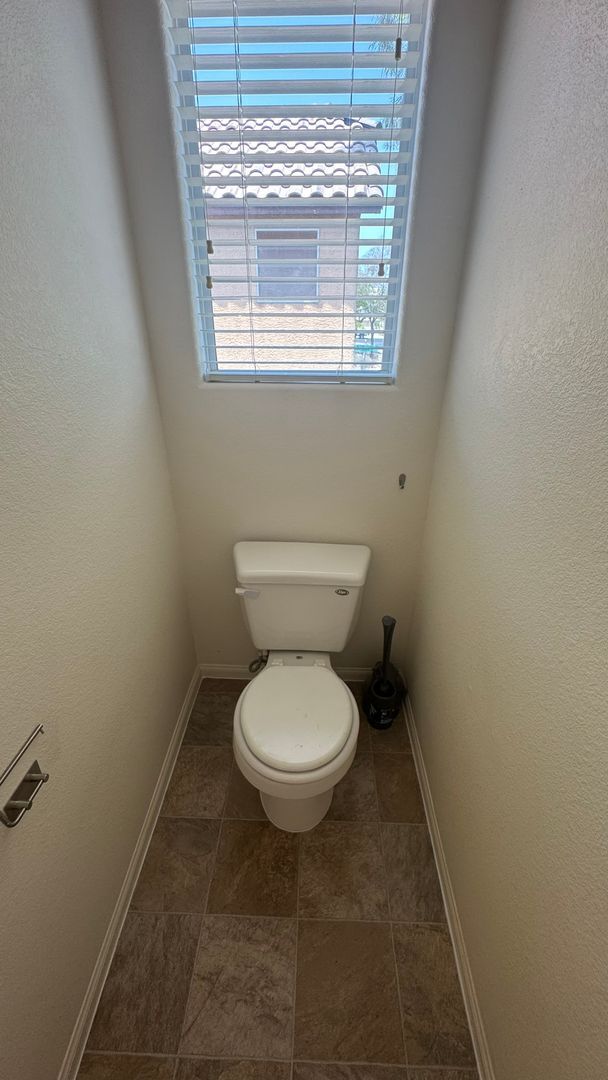 Building Photo - Welcome Home 3 or 4 BDRM SW Las Vegas