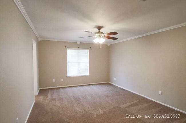 Building Photo - Amazing 3 bed, 2 bath in SW Lubbock!