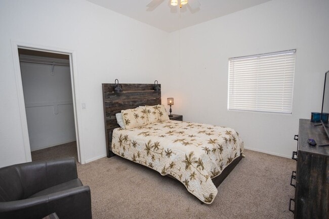 Building Photo - 2320 Snead Dr