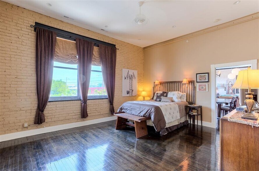 Primary Suite - 612 Hull St