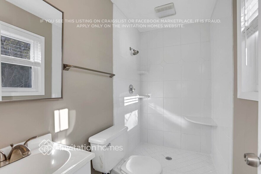 Building Photo - 3030 Tina Ln