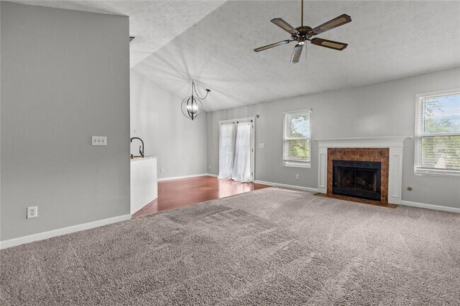 Building Photo - 2979 Sentinel Cir