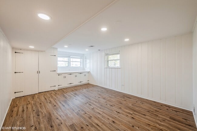 Building Photo - 1317 Ferndale Ave