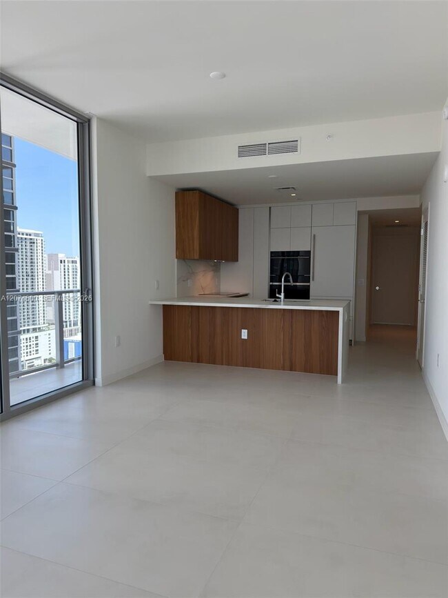 Building Photo - 1400 Biscayne Blvd