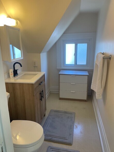 Powder room near Bedrooms - 364 Lehigh Ave