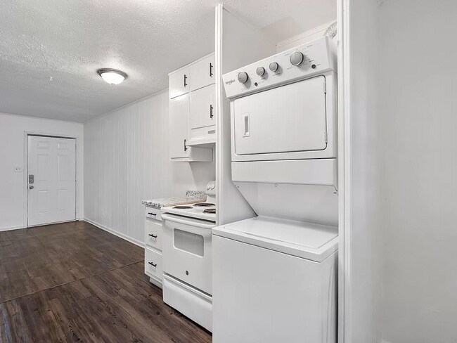 Building Photo - 2540 Joe Jerkins Blvd