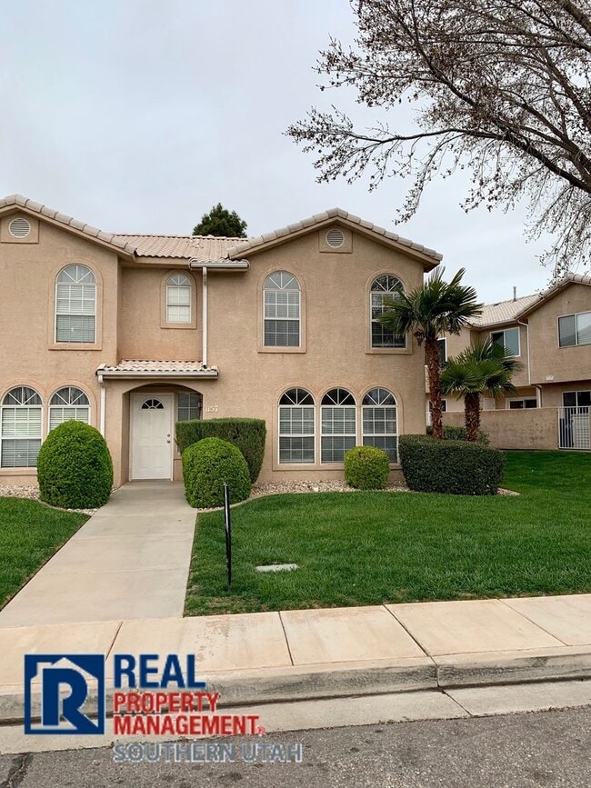 Primary Photo - Park side Townhome End Unit!