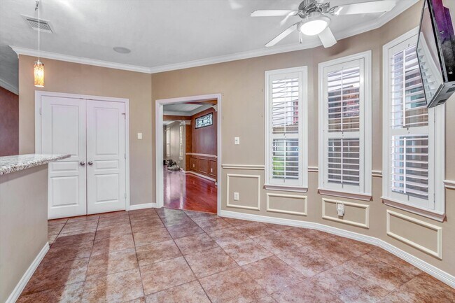 Building Photo - 1524 Birdsall St
