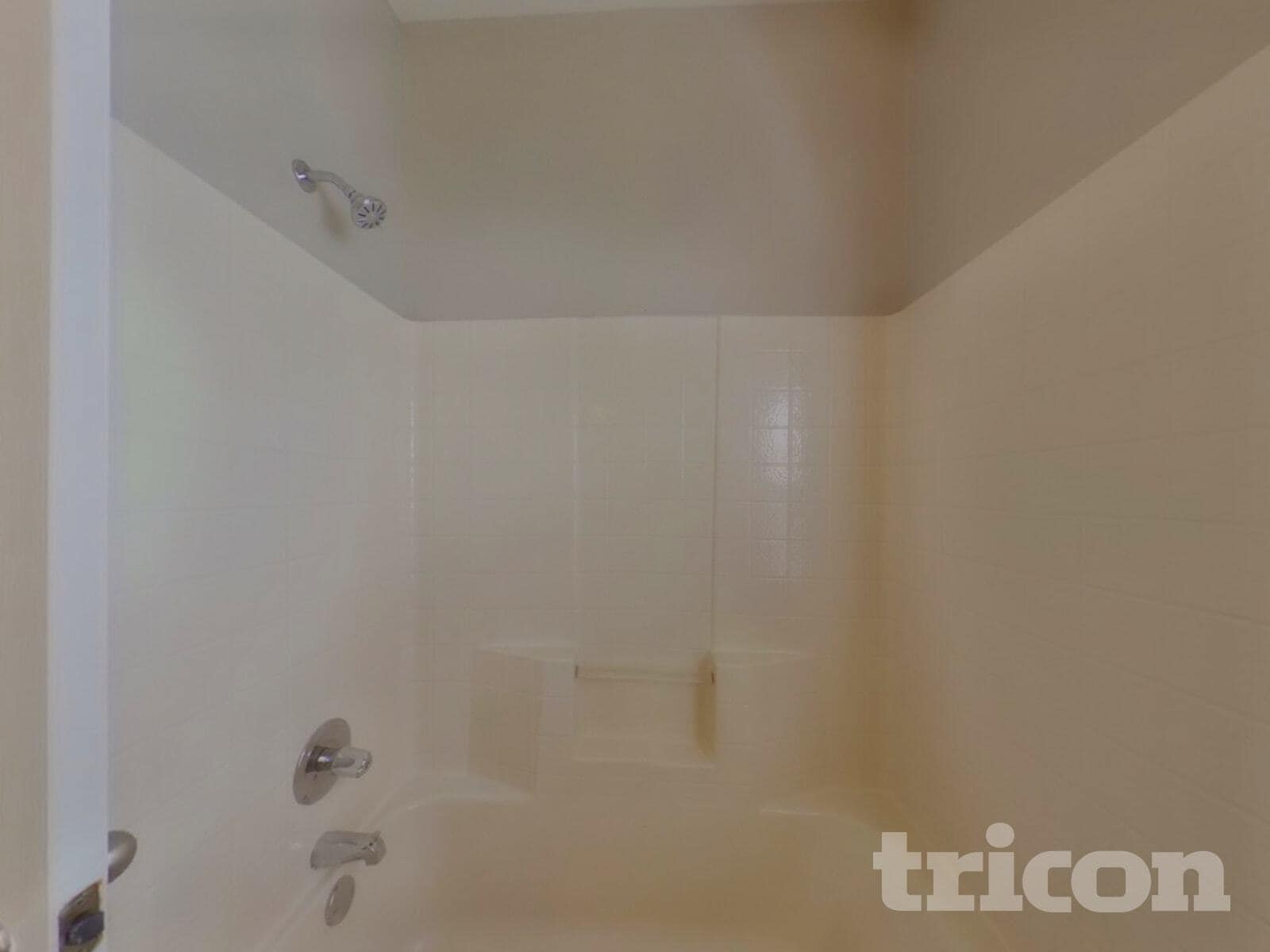 Building Photo - 3004 Dairy Farm Dr