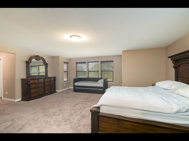 Building Photo - 15050 Tethys Wy
