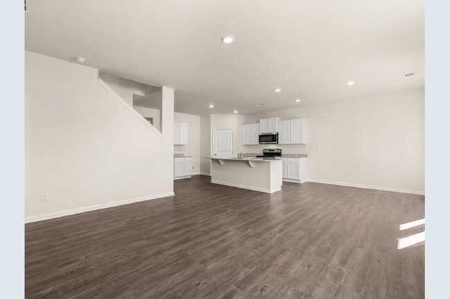 Building Photo - 331 Etowah Pkwy