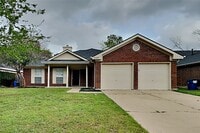 Building Photo - 17326 Masonridge Dr