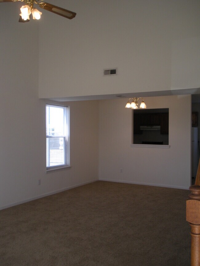 Building Photo - 3518-3520-3520 Prescott Dr