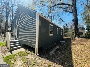 Building Photo - 1457 Richland Rd SW