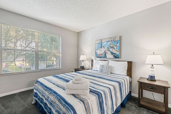 Building Photo - 8522 Sunrise Key Dr