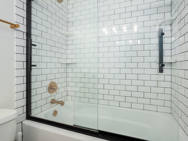 Building Photo - 2300 W Wabansia Ave