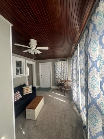 Sunroom - 162 Broadway