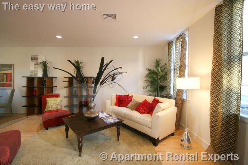 Building Photo - 110 Second St Unit #PH09