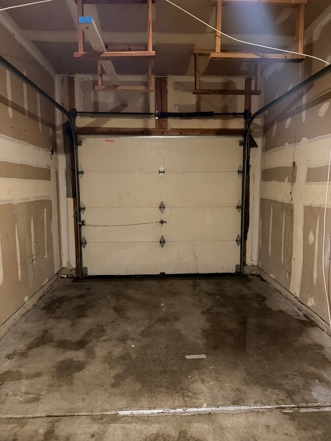 Building Photo - 14121 Faulkner Ct