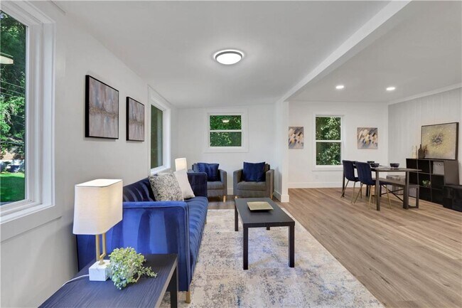 Building Photo - 2466 Old Hapeville Rd SW