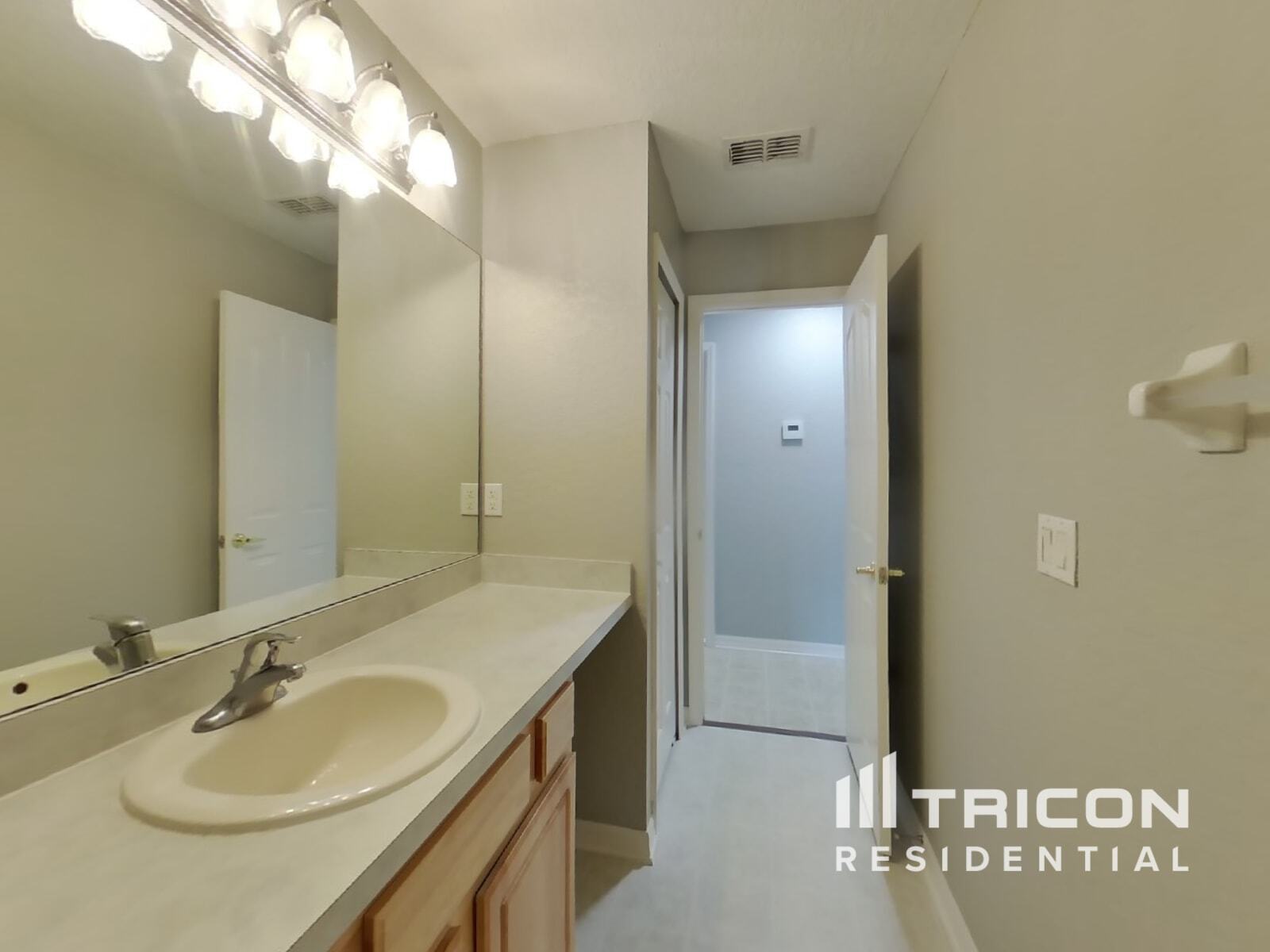 Building Photo - 10518 Gifford Dr