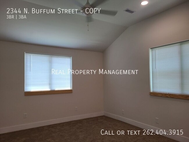 Building Photo - 2344 N Buffum St