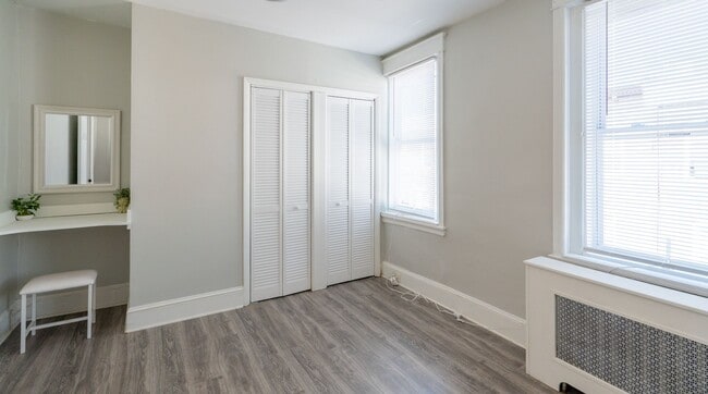 Building Photo - Newly rehabbed 3 bedroom